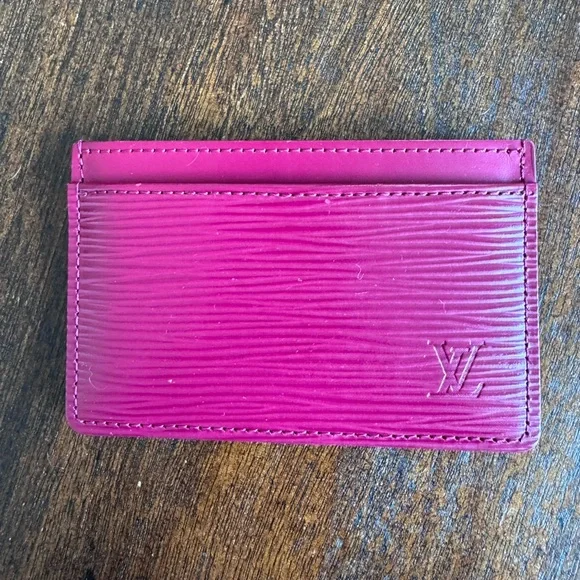 Louis Vuitton Epi Leather Card Holder - Raspberry - Picture 1 of 7